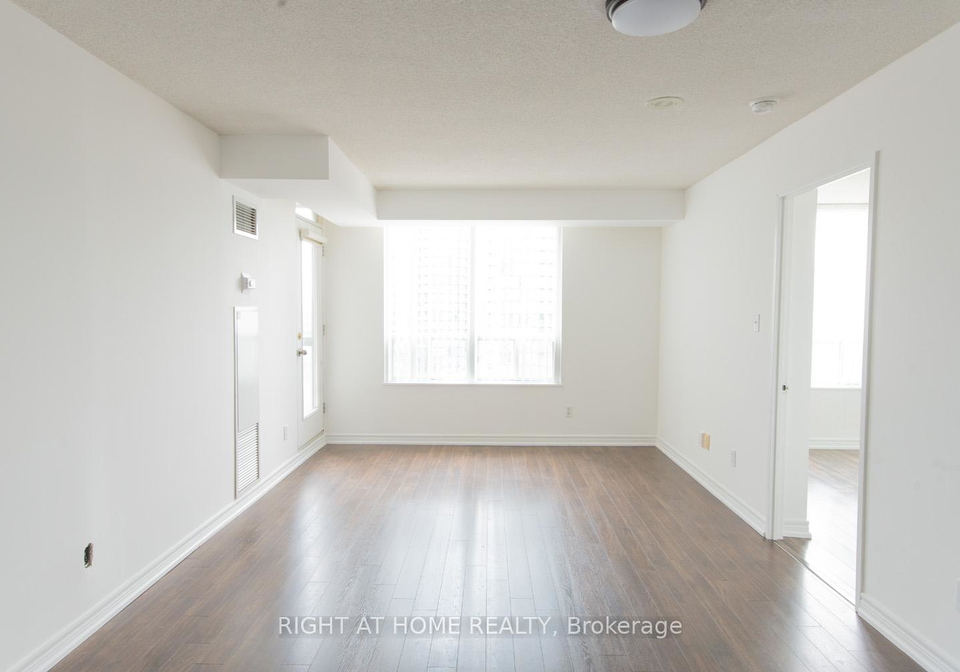 28-empress-avenue-north-york-ontario-c12326268