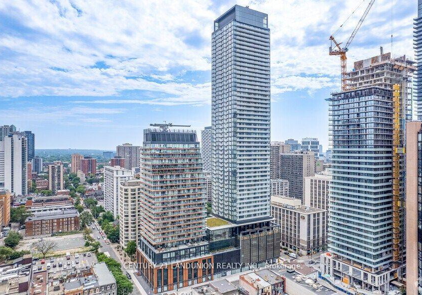 501-yonge-street-toronto-ontario-c12326349