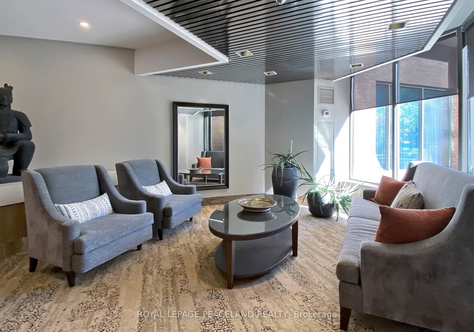 62-wellesley-street-w-w-toronto-ontario-c12326375