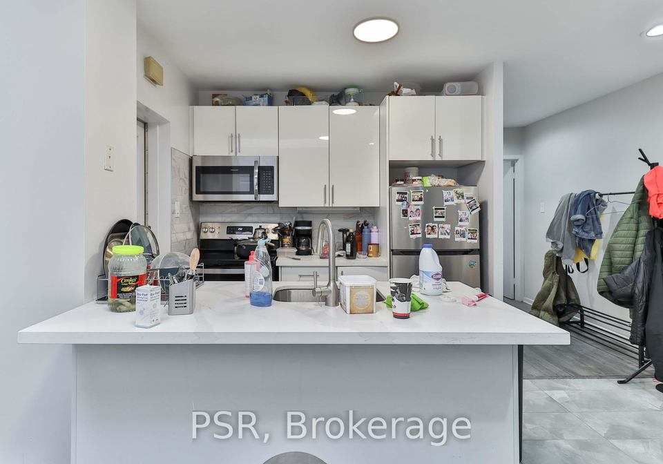 104-beverley-street-toronto-ontario-c12326597