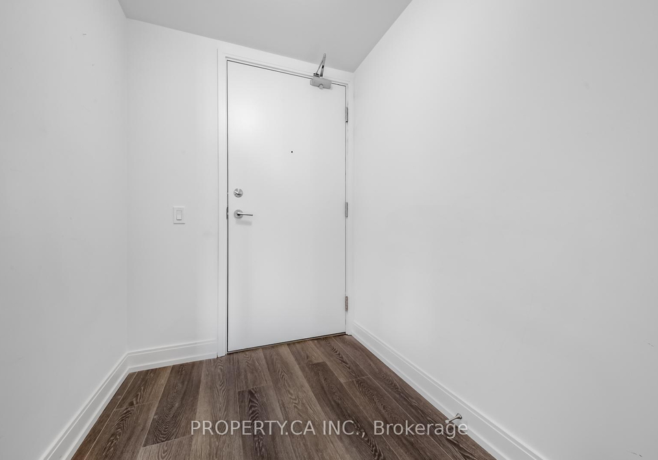181-dundas-street-e-e-toronto-ontario-c12326598