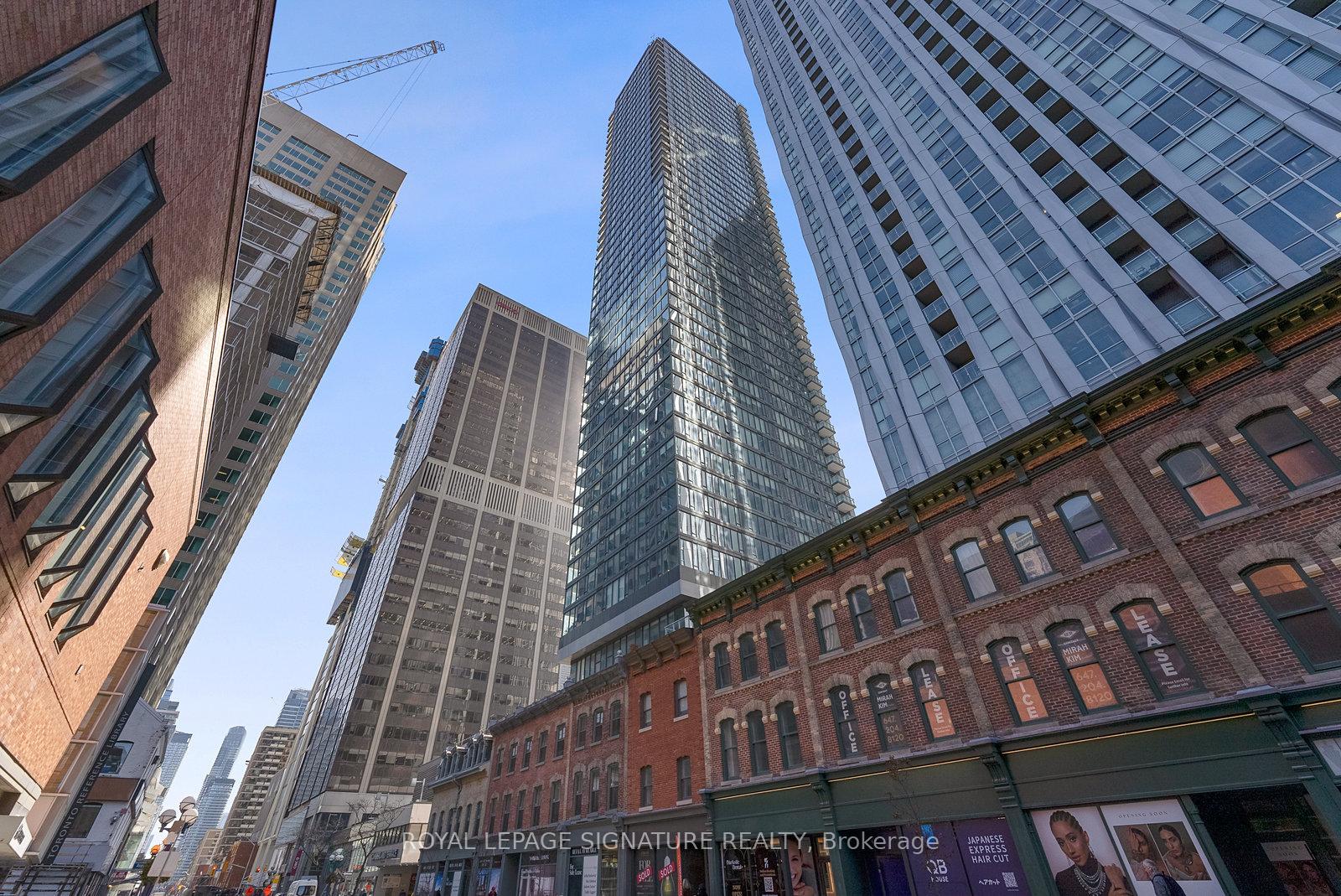 8-cumberland-street-toronto-ontario-c12326784