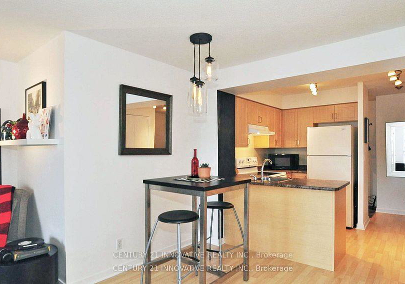 76-shuter-street-toronto-ontario-c12326822