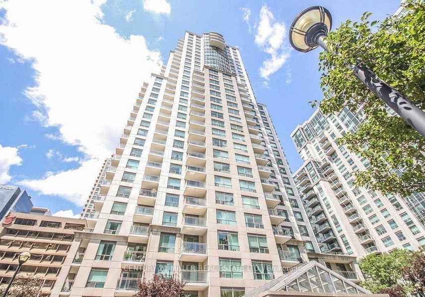 21-hillcrest-avenue-north-york-ontario-c12326928
