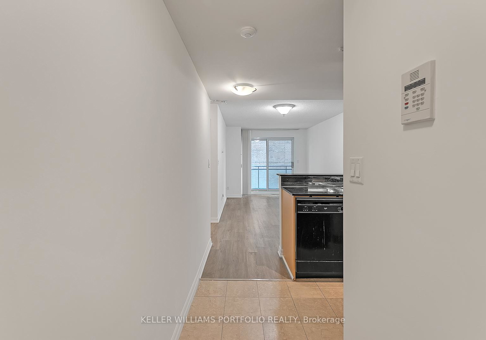 300-bloor-street-e-e-toronto-ontario-c12327291