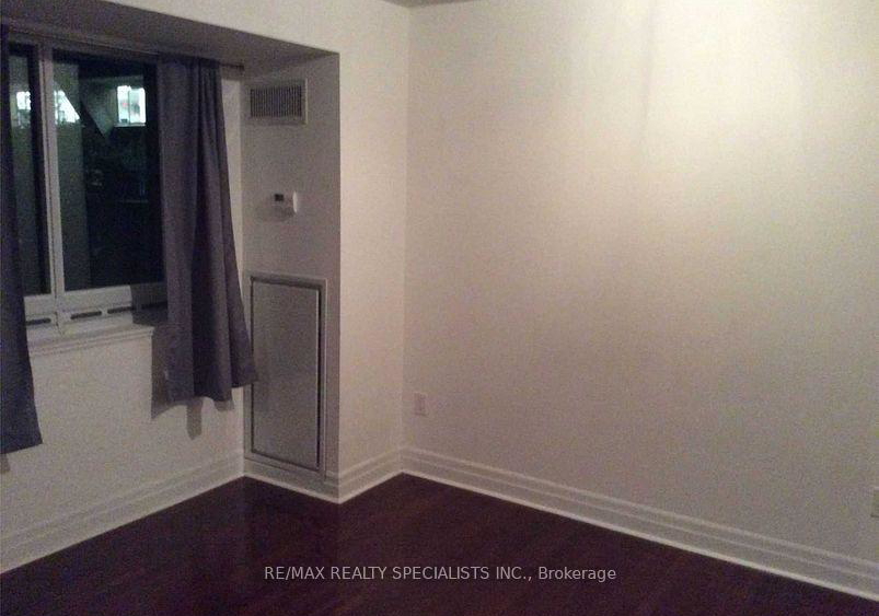 35-balmuto-street-toronto-ontario-c12327474