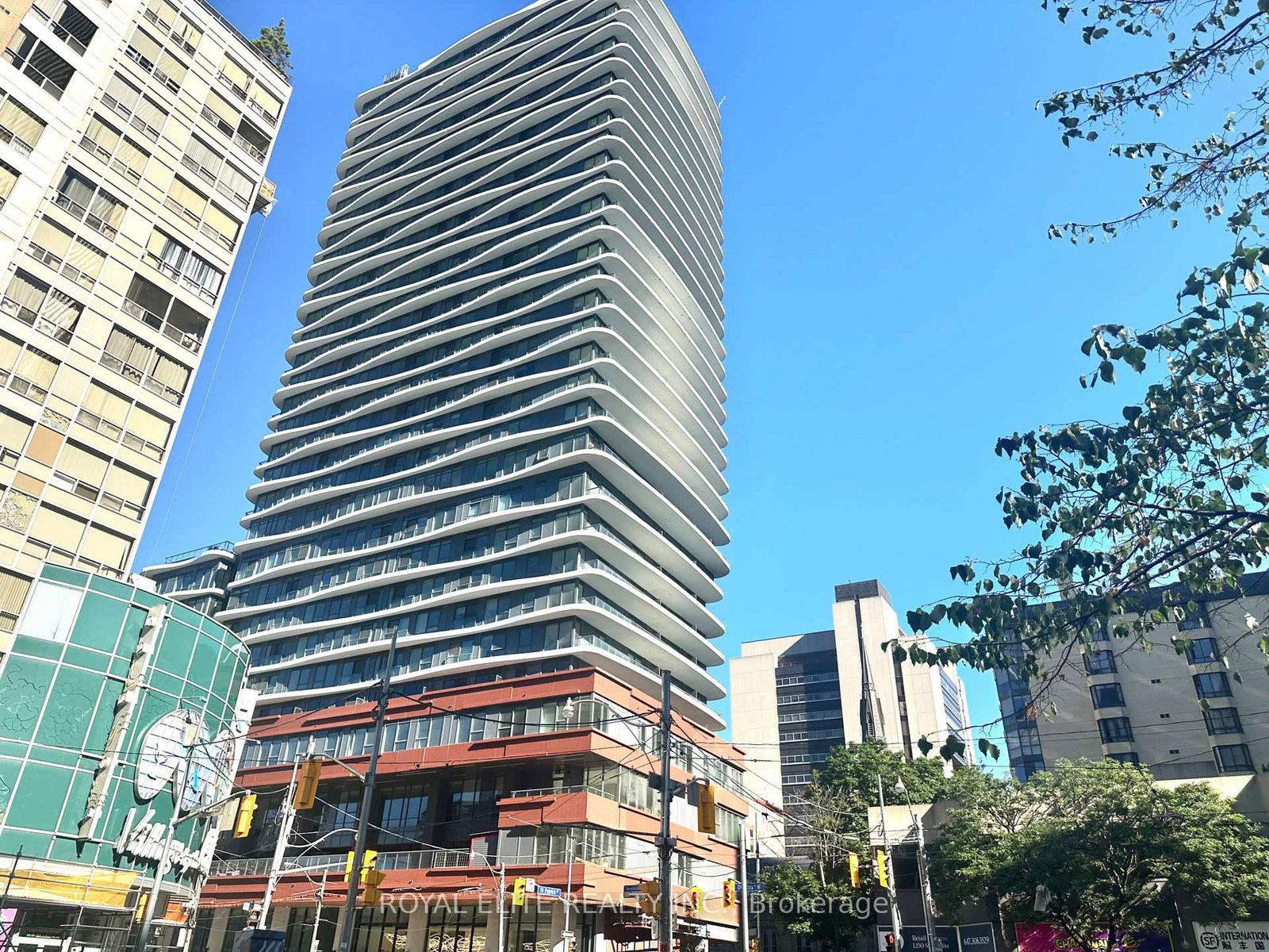 280-dundas-street-w-w-toronto-ontario-c12327530