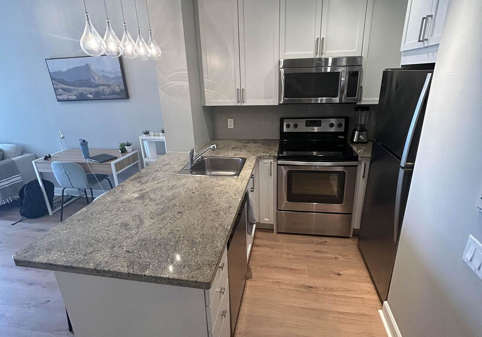 85-bloor-street-e-e-toronto-ontario-c12327669