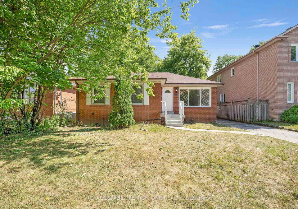 139-mckee-avenue-north-york-ontario-c12327765