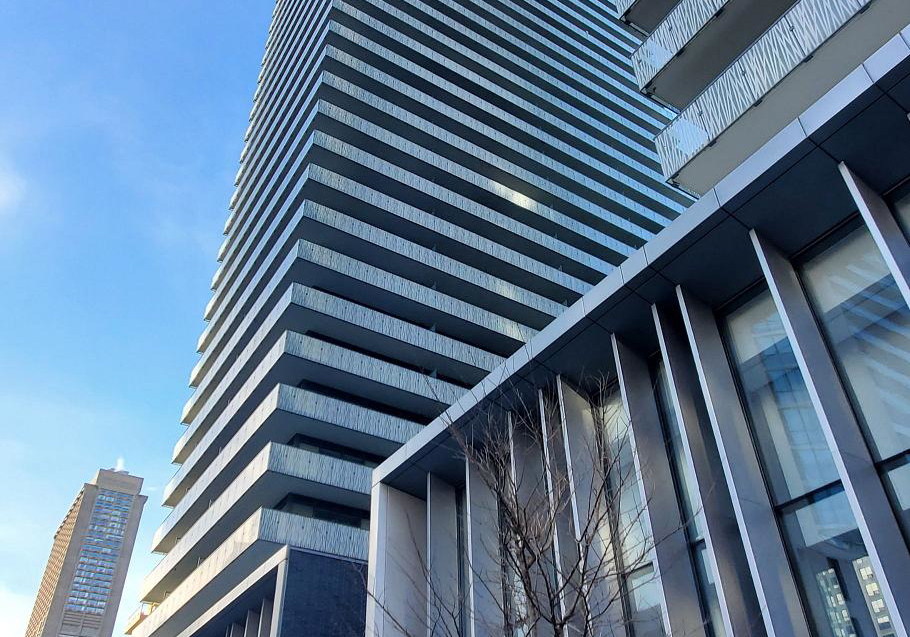 42-charles-street-e-e-toronto-ontario-c12327839