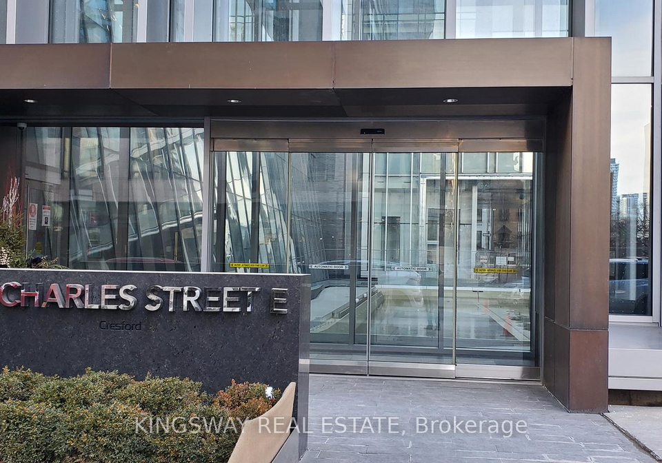 42-charles-street-e-e-toronto-ontario-c12327839