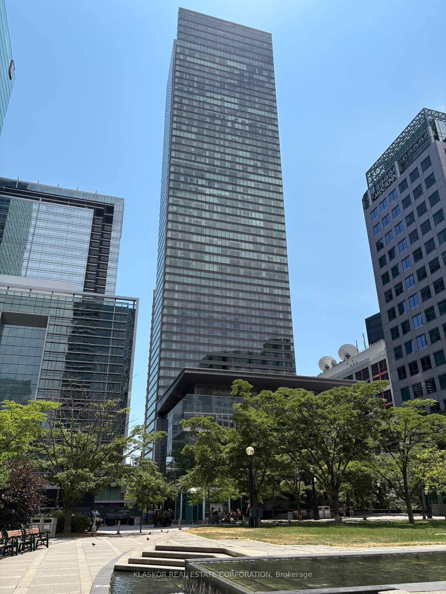 183-wellington-street-w-w-toronto-ontario-c12327978
