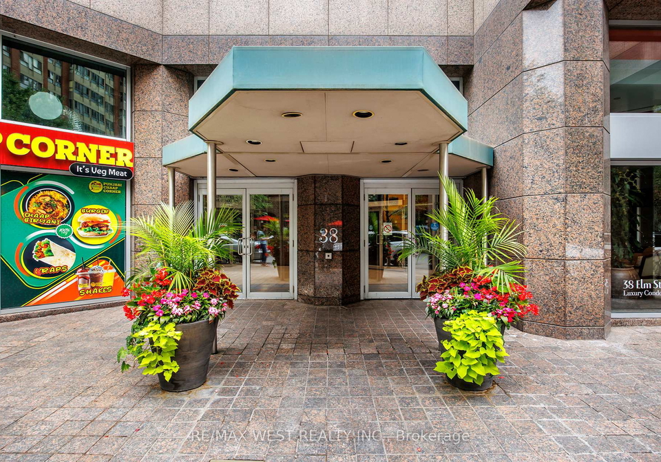38-elm-street-toronto-ontario-c12327982