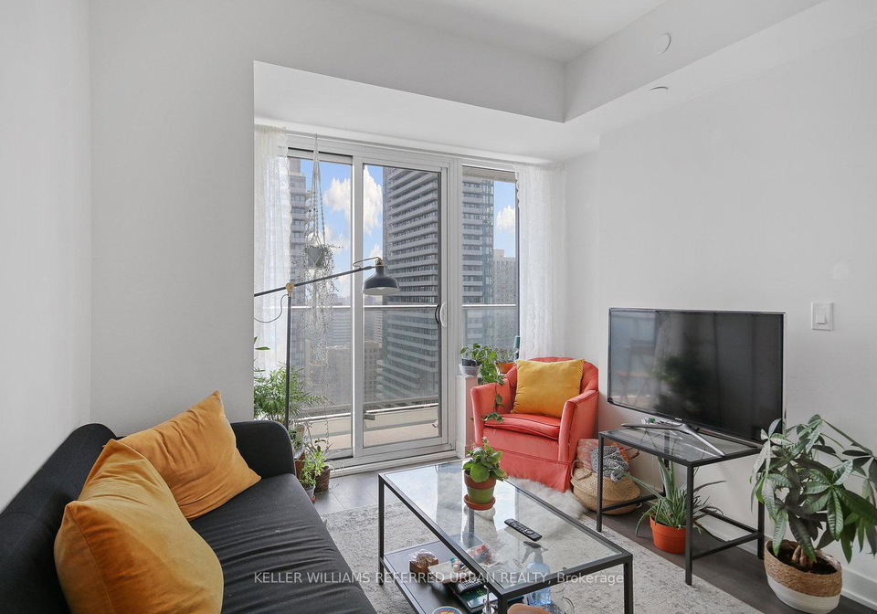 195-redpath-avenue-toronto-ontario-c12327987