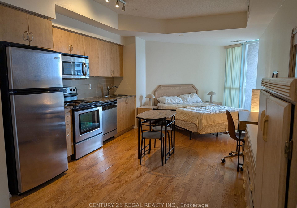 209-fort-york-boulevard-toronto-ontario-c12328247