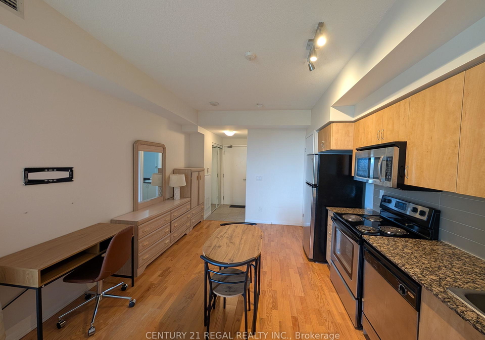 209-fort-york-boulevard-toronto-ontario-c12328247