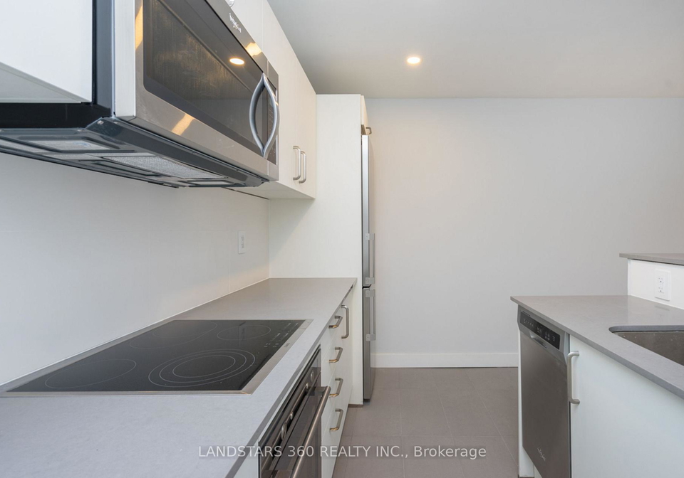 111-lawton-boulevard-toronto-ontario-c12328266