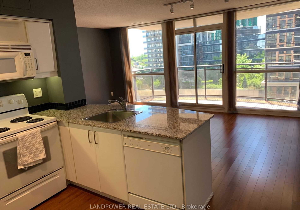 33-sheppard-avenue-e-e-north-york-ontario-c12328306