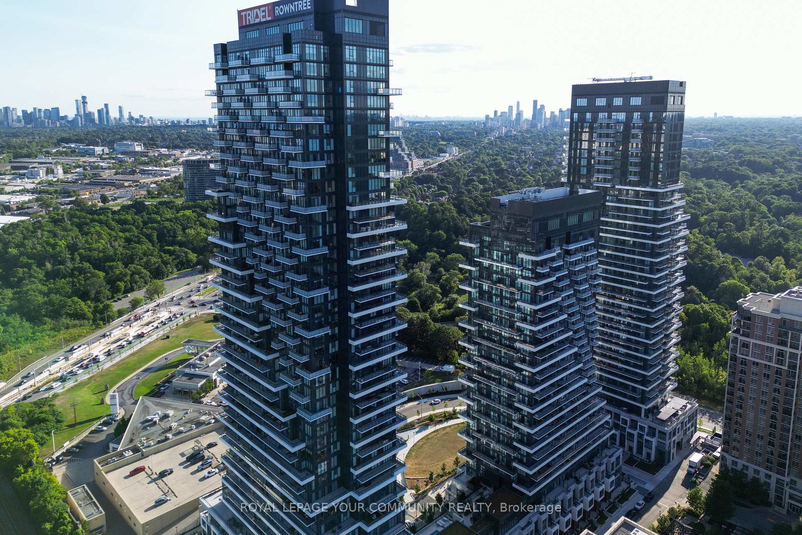 10-lnn-on-the-park-drive-e-e-north-york-ontario-c12328443