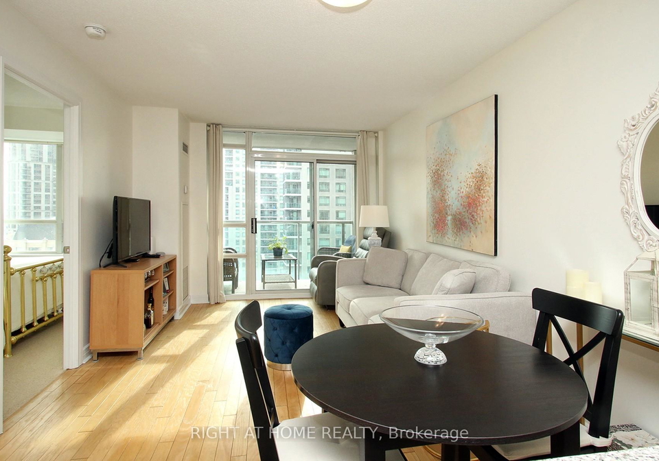 16-harrison-garden-boulevard-north-york-ontario-c12328712