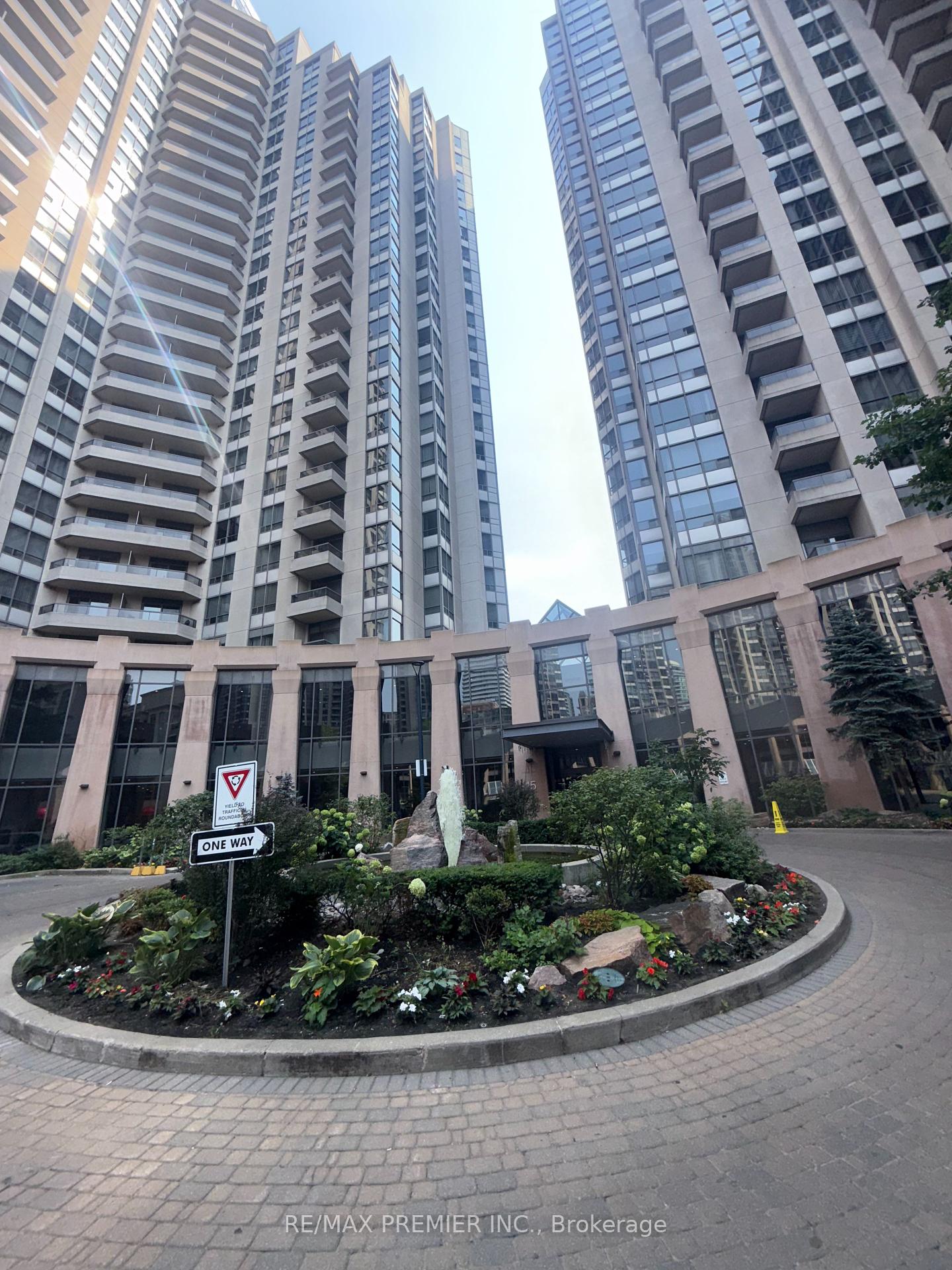 15-northtown-way-north-york-ontario-c12328716