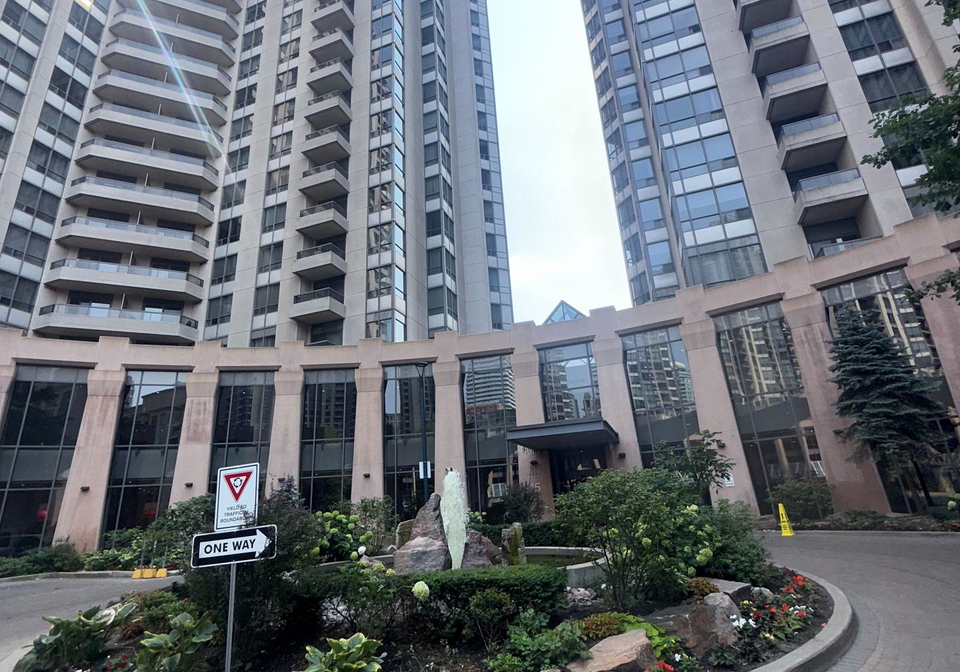 15-northtown-way-north-york-ontario-c12328716