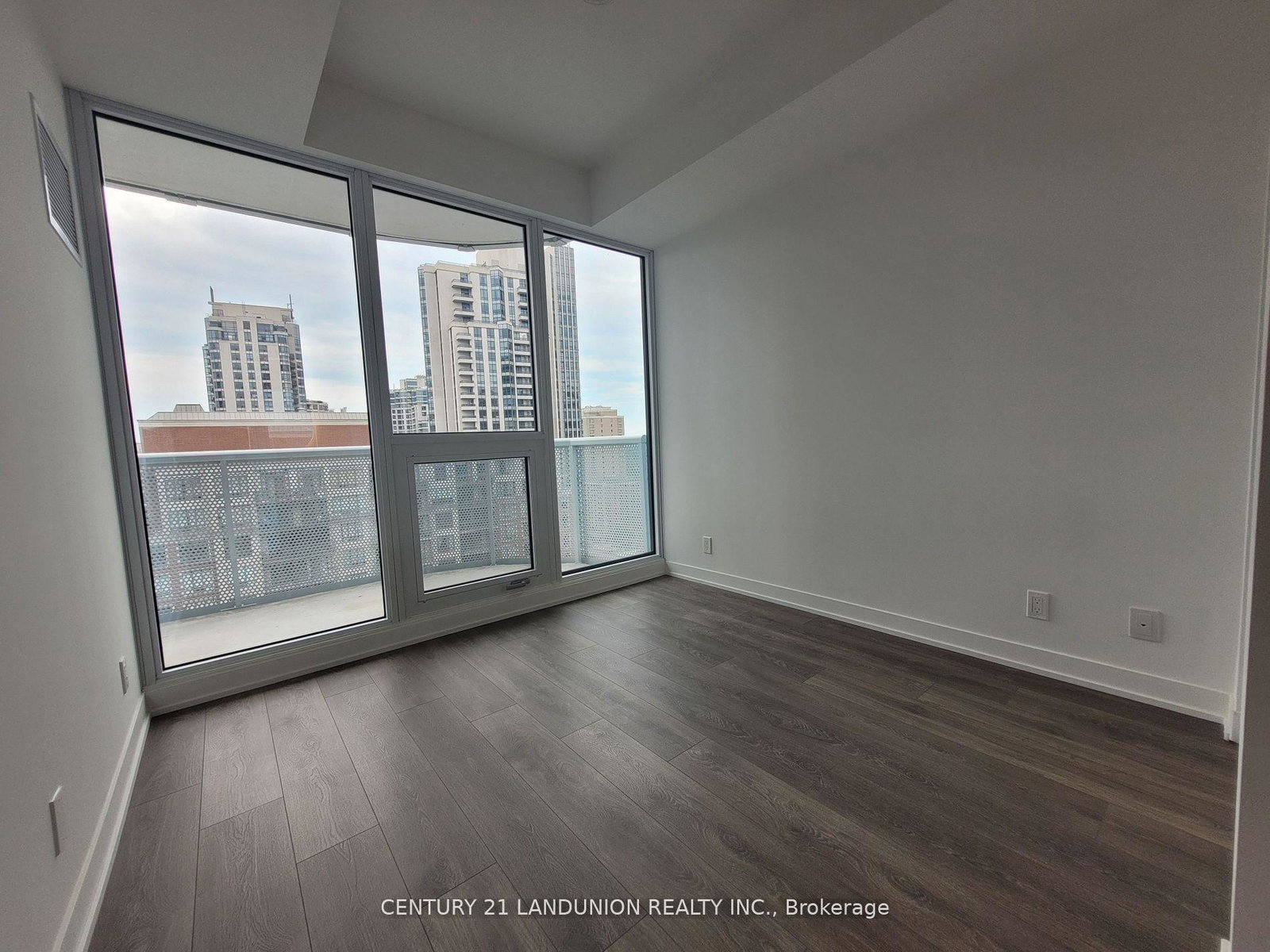 15-holmes-avenue-north-york-ontario-c12329113