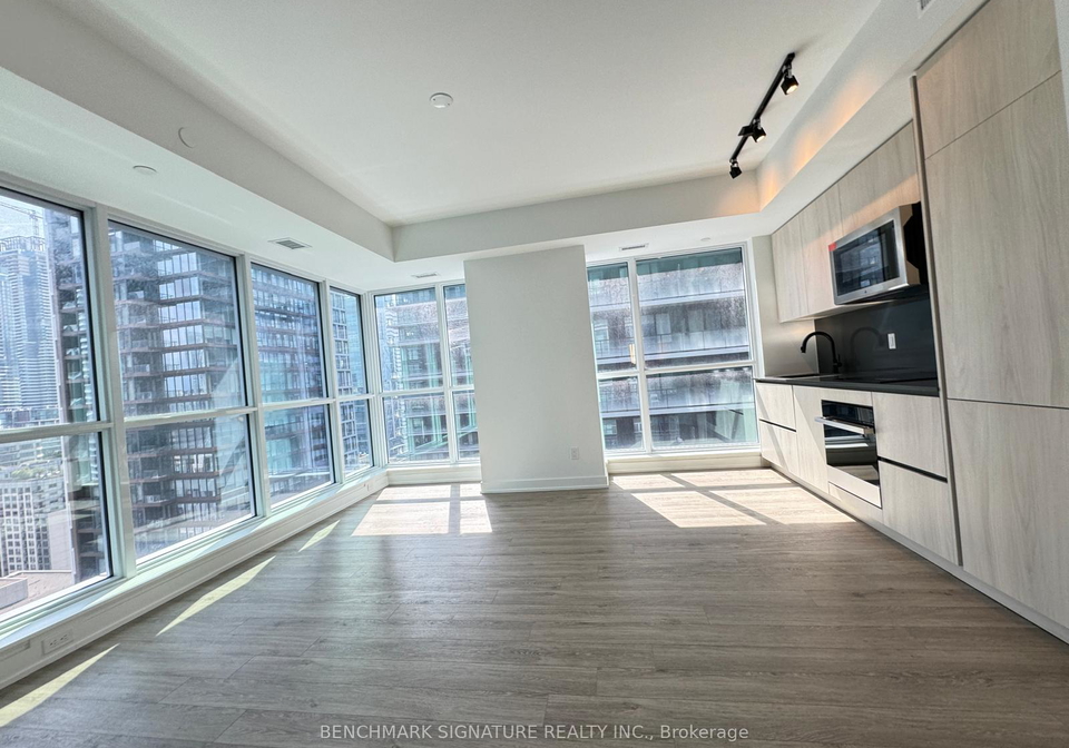 327-king-street-toronto-ontario-c12329137