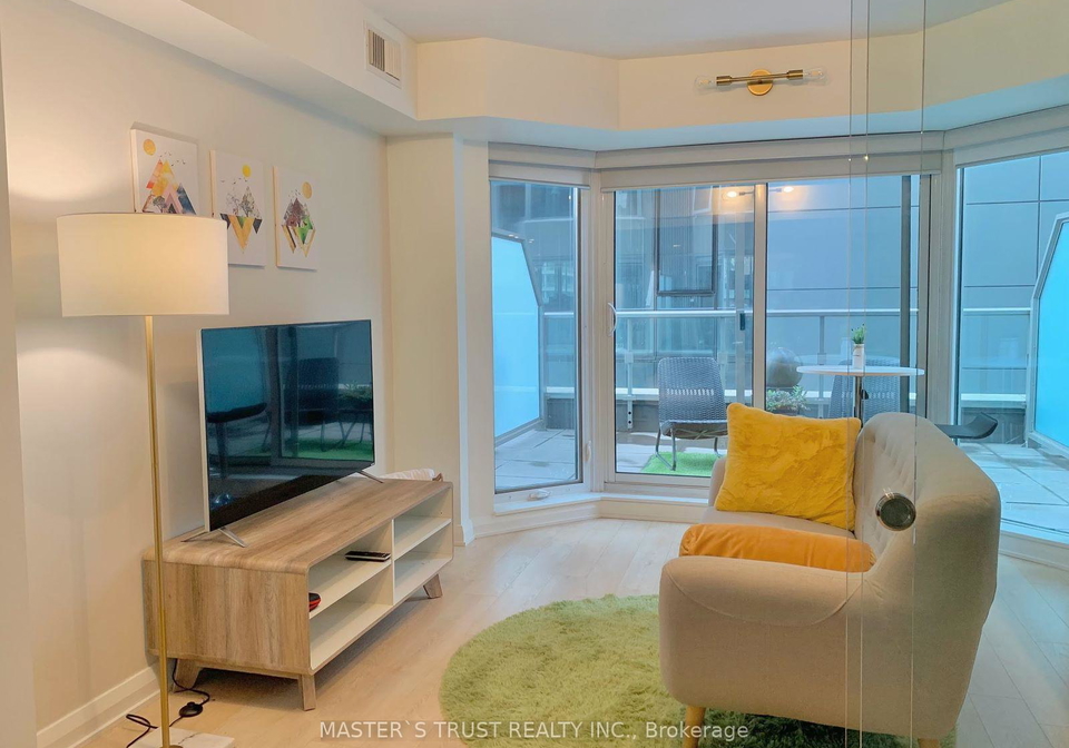 155-yorkville-avenue-toronto-ontario-c12329228
