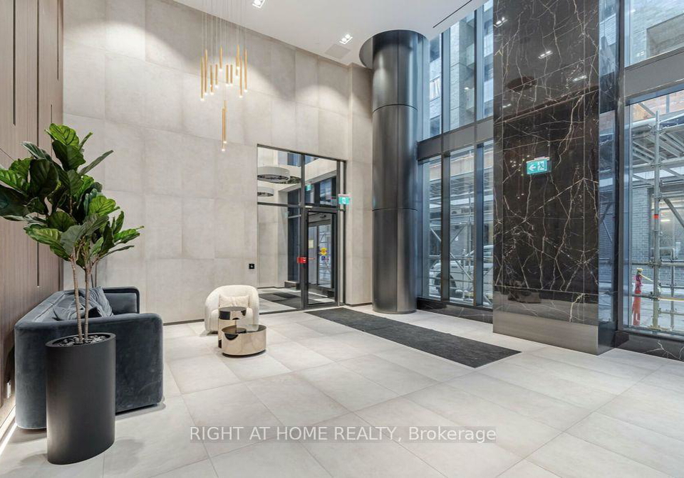 55-mercer-street-toronto-ontario-c12329373