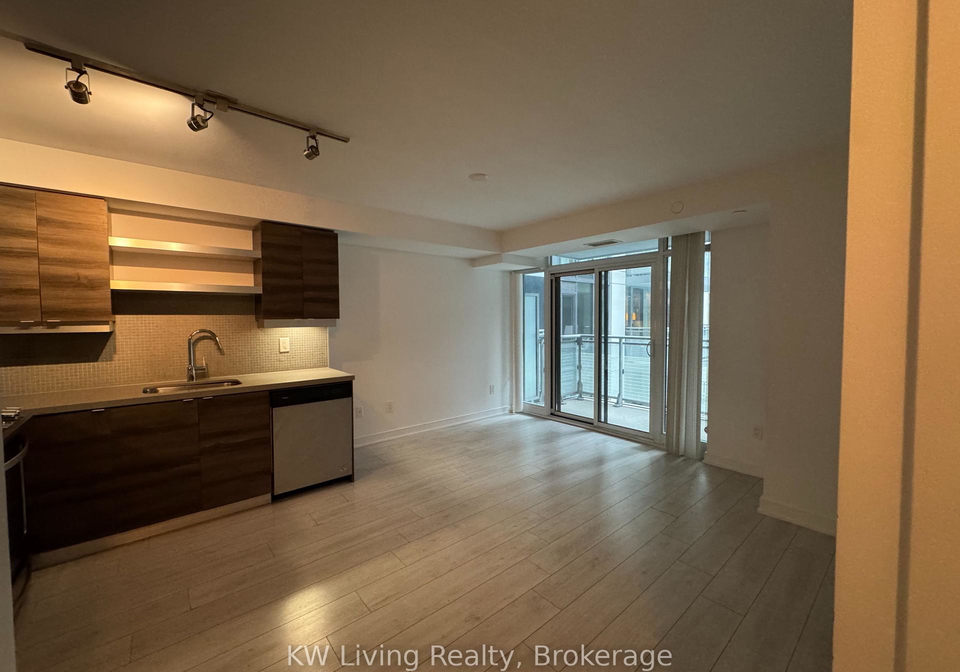 525-adelaide-street-w-toronto-ontario-c12329441
