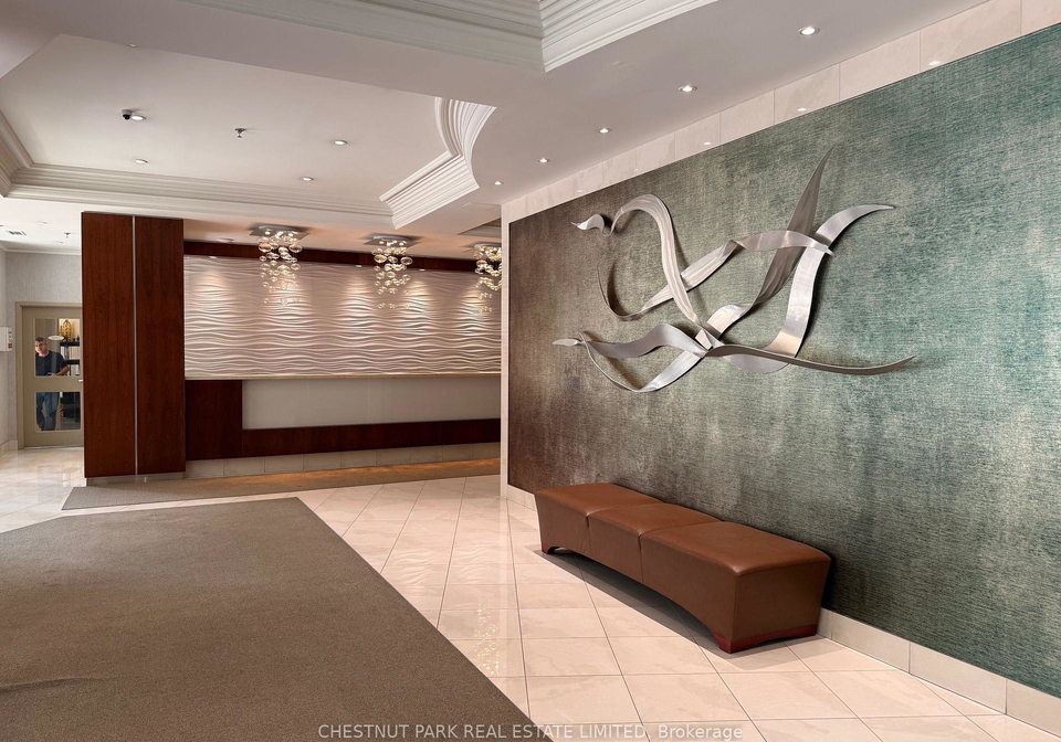 300-bloor-street-e-toronto-ontario-c12329451