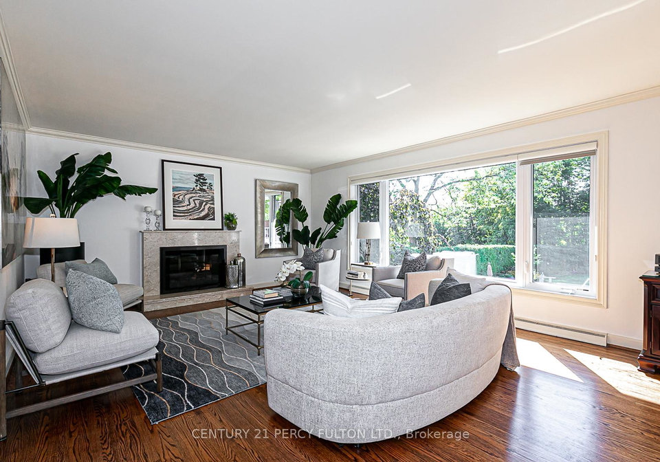 4-page-avenue-north-york-ontario-c12329533