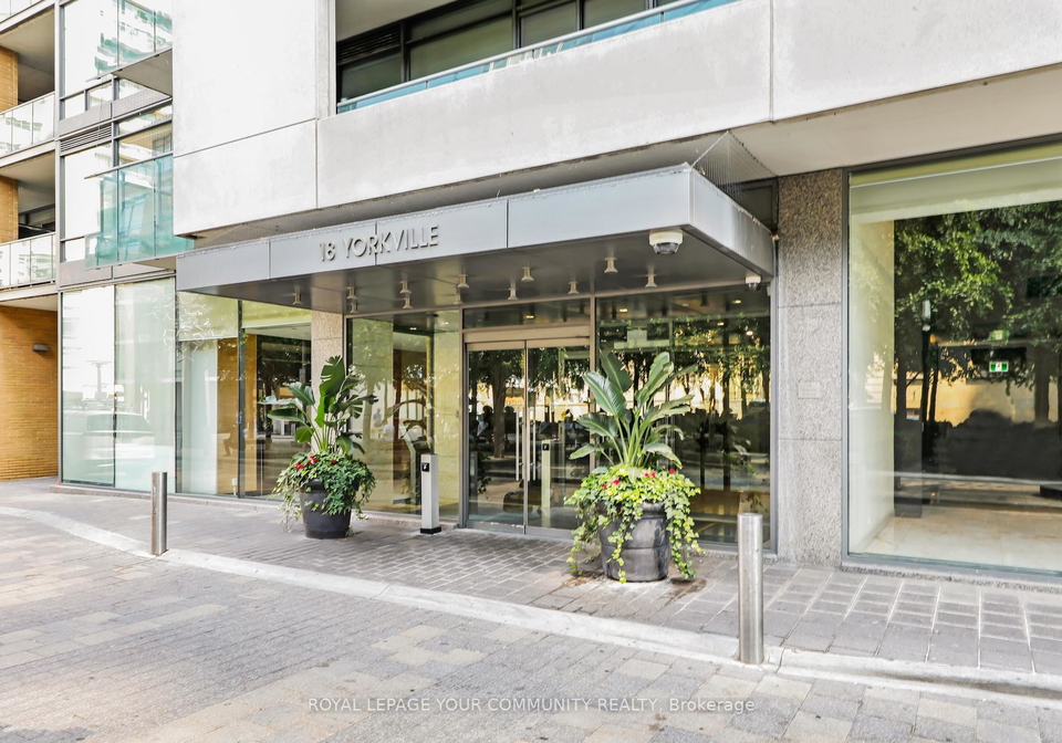 18-yorkville-avenue-toronto-ontario-c12329584
