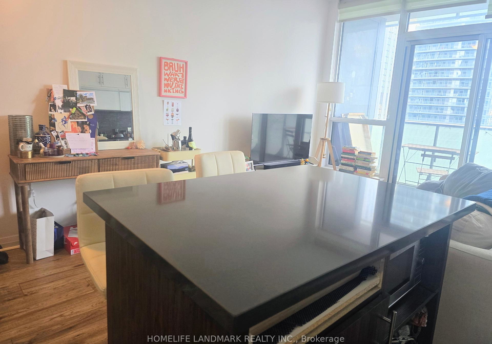 8-mercer-street-toronto-ontario-c12329810
