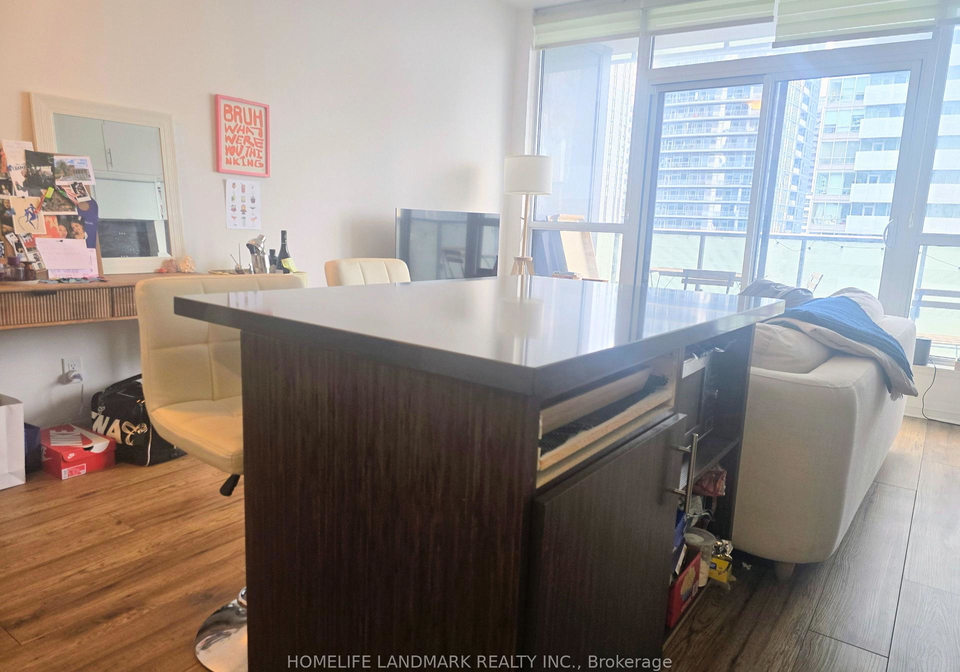 8-mercer-street-toronto-ontario-c12329810