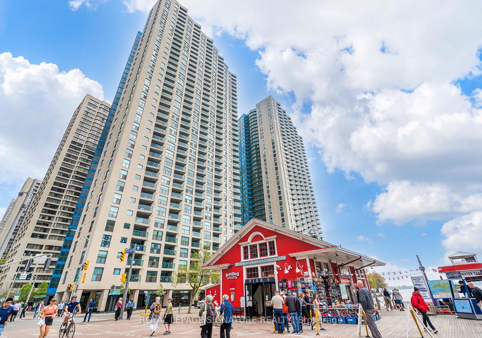 99-harbour-square-toronto-ontario-c12329991