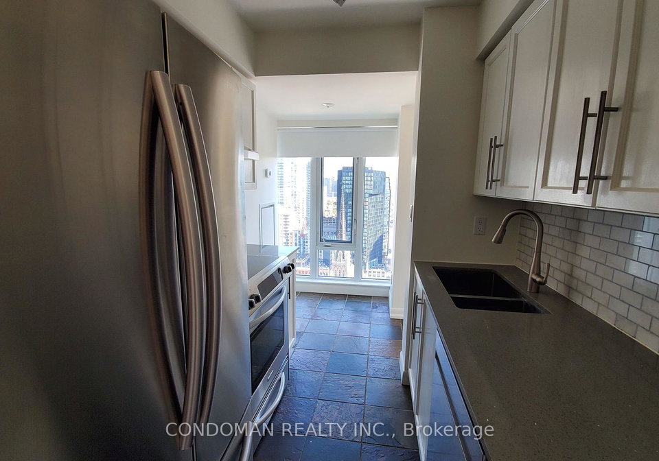 210-victoria-street-toronto-ontario-c12330087