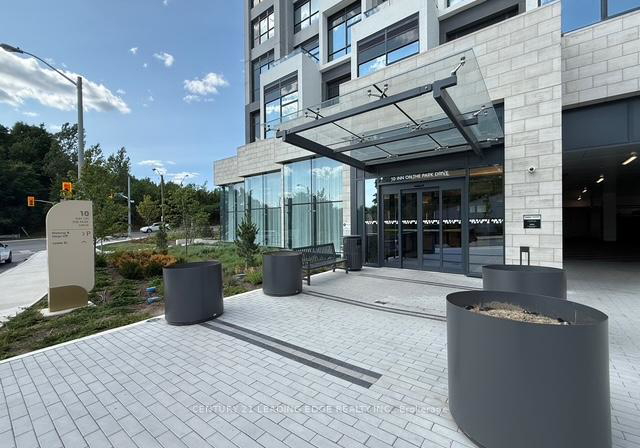 10-innthe-park-drive-north-york-ontario-c12330105