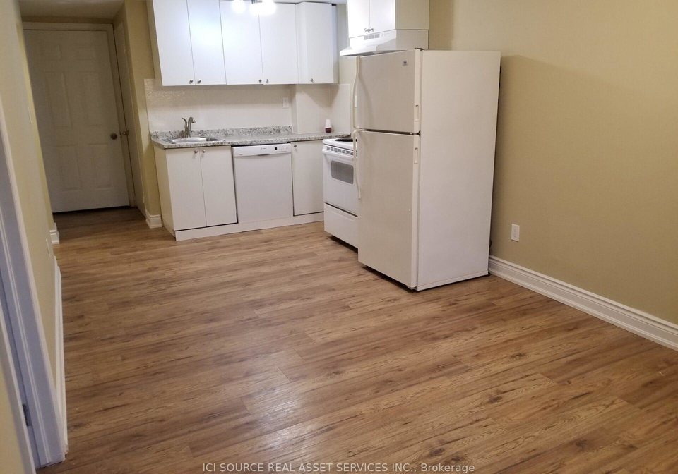 198-northwood-drive-north-york-ontario-c12330173