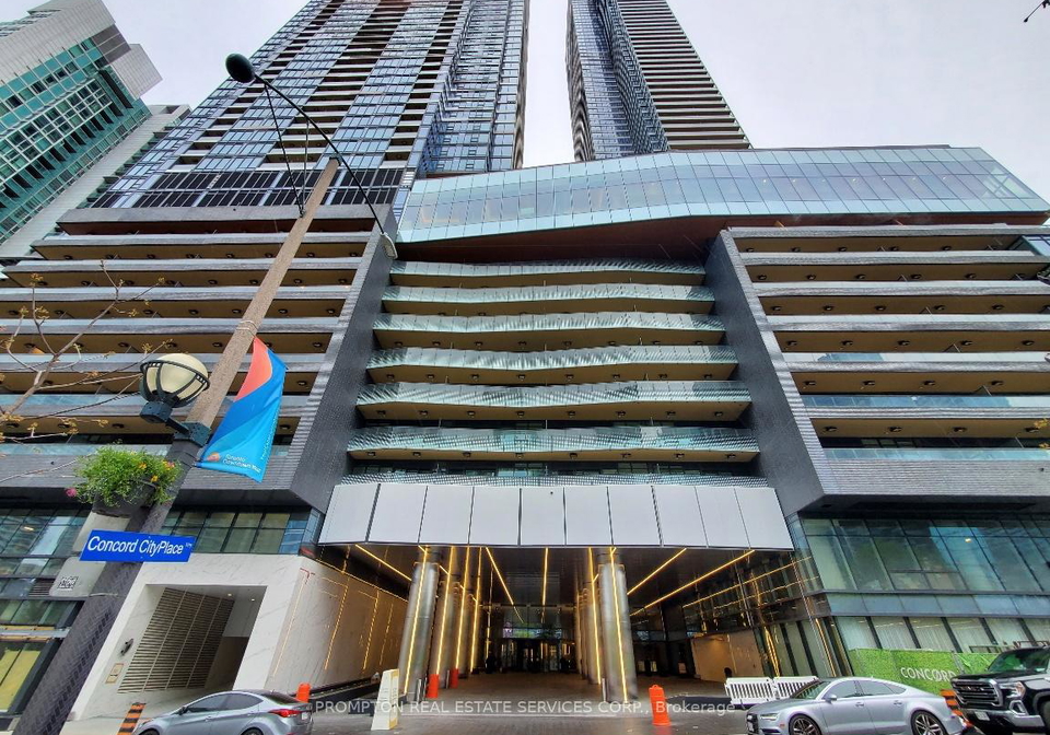 1-concord-cityplace-way-toronto-ontario-c12330281