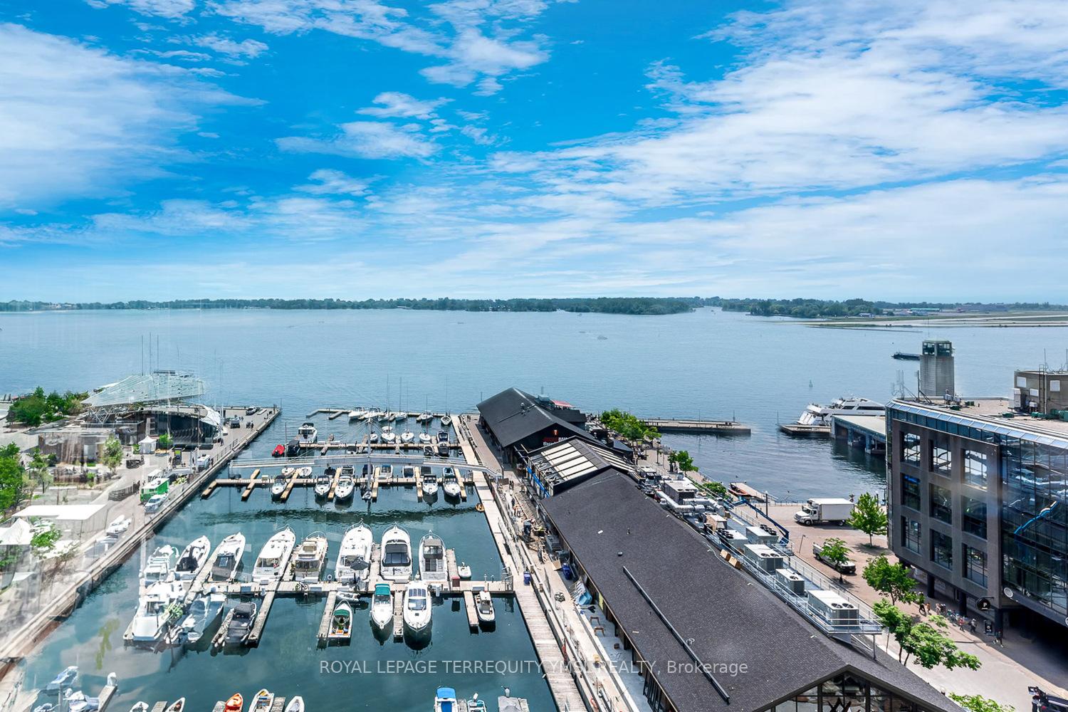 250-queens-quay-w-toronto-ontario-c12330365