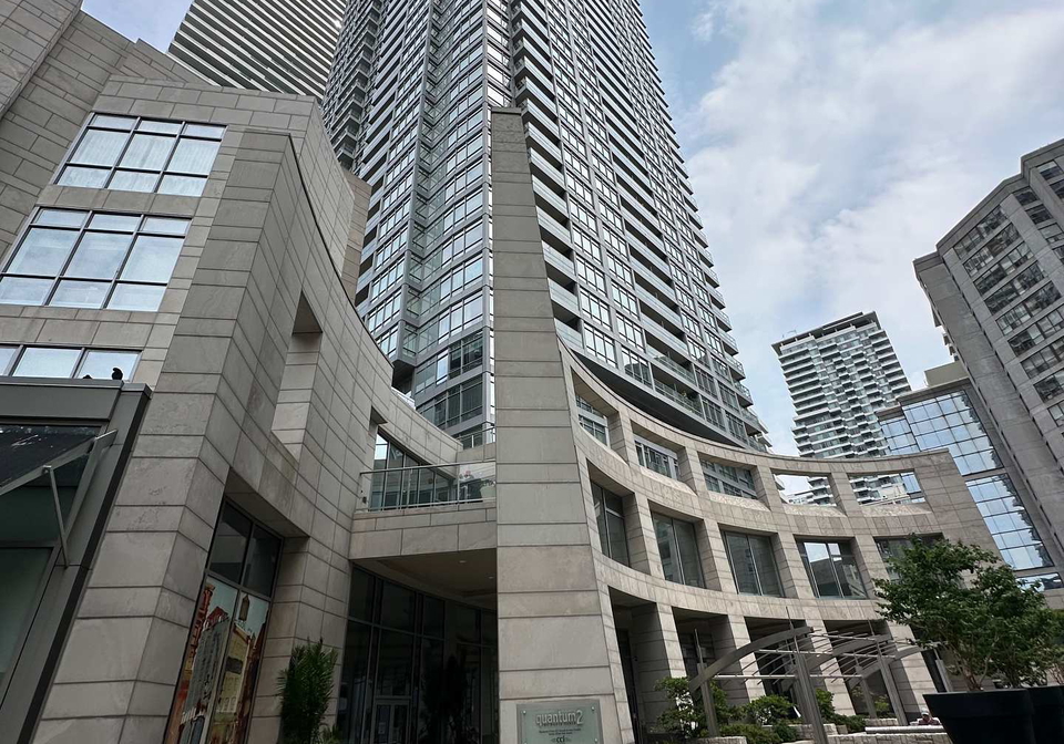 2191-yonge-street-toronto-ontario-c12330436