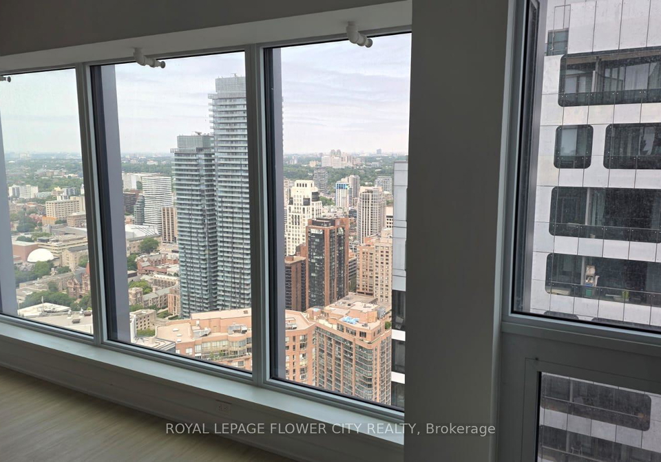 8-wellesley-street-w-toronto-ontario-c12330794