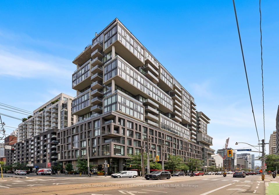 111-bathurst-street-toronto-ontario-c12330946