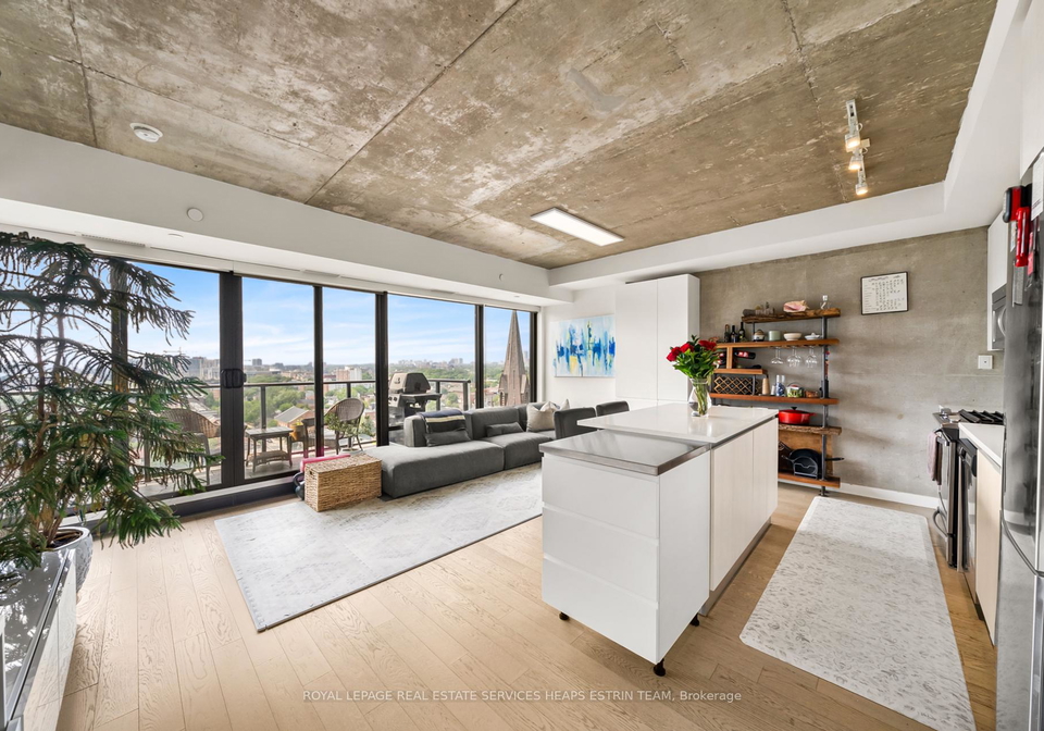 111-bathurst-street-toronto-ontario-c12330946
