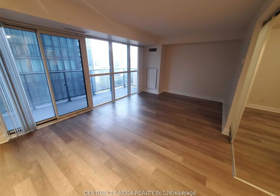 28-ted-rogers-way-toronto-ontario-c12331036