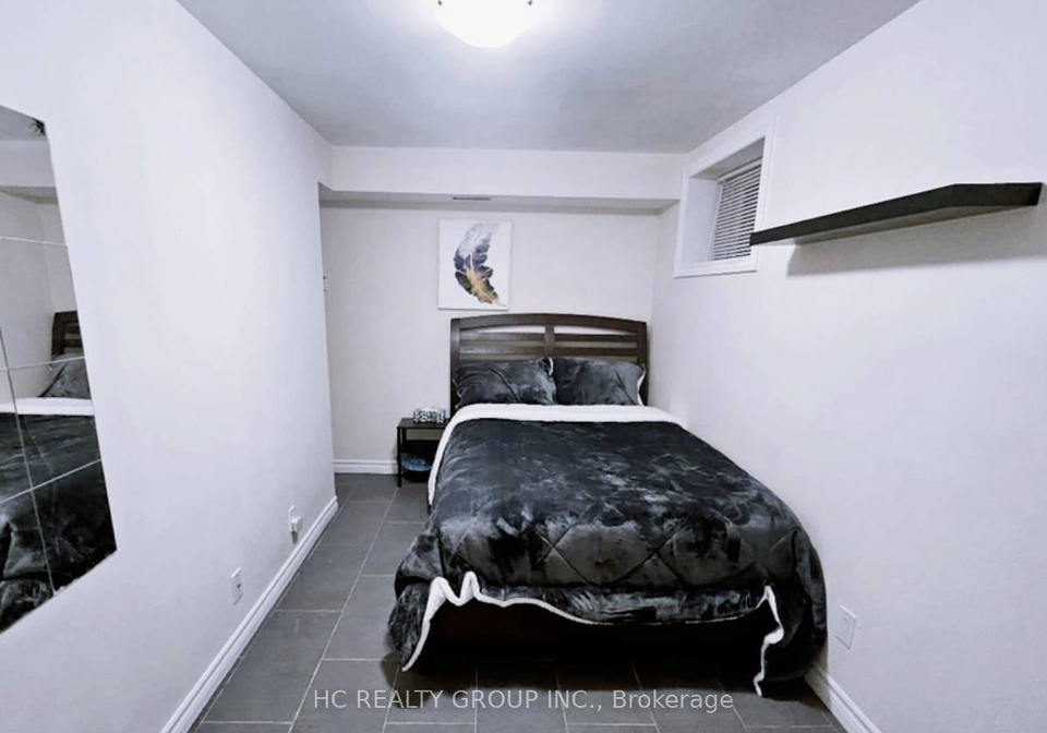 629-bathurst-street-toronto-ontario-c12331051