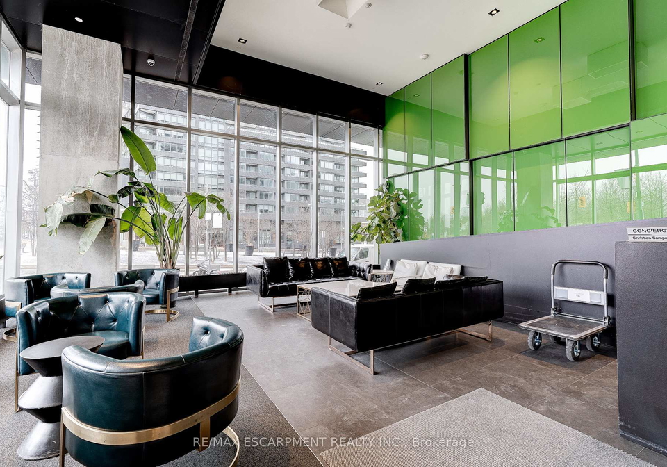 170-bayview-avenue-toronto-ontario-c12331053