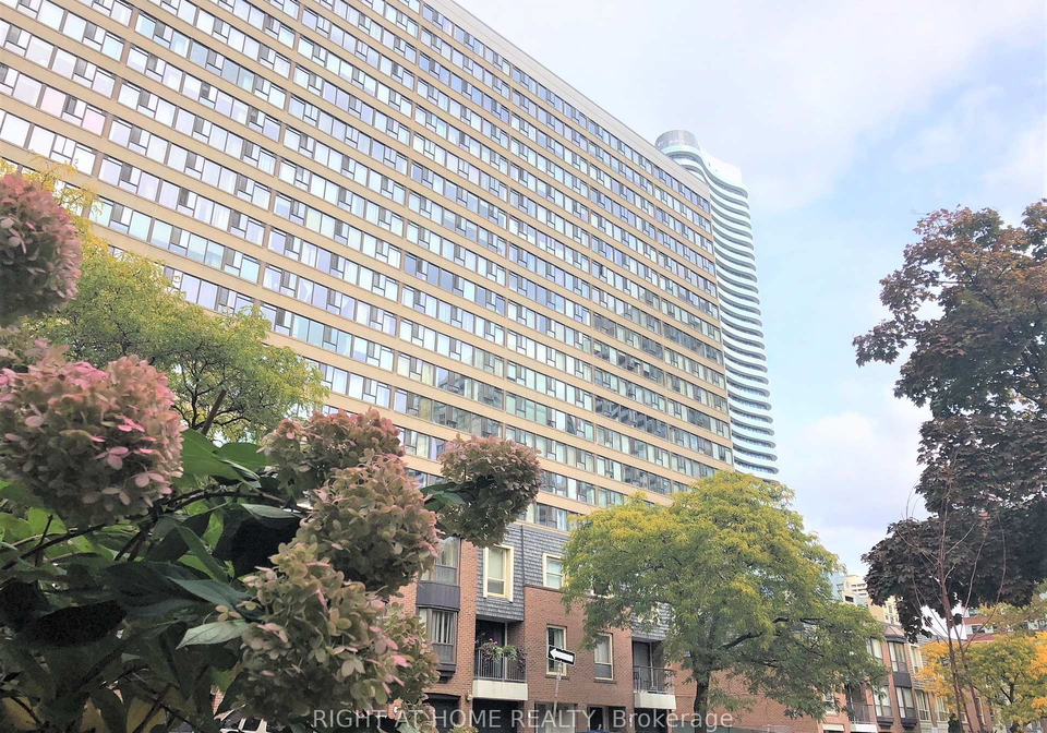 45-carlton-street-toronto-ontario-c12331090